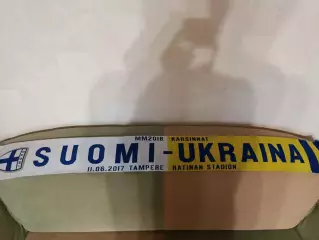 Оригинальный шарф. Финляндия - Украина 2017
