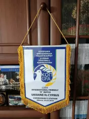 Матчевый капитанский оригинальный вымпел! Одесса. Украина - Кипр 24.03.2016
