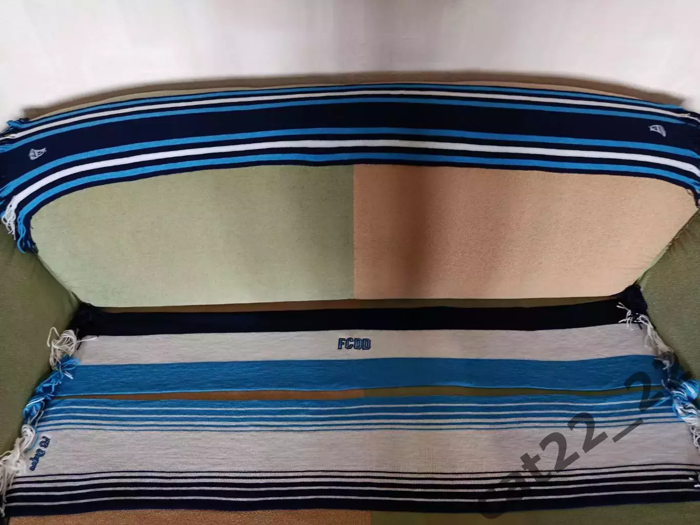 Лот 112. Шарф.Премиум серия клубных шарфов.ФК Днепр Днепропетровск/Днепр Украина