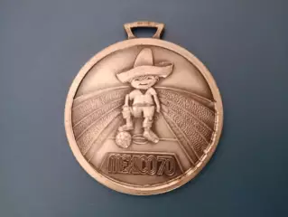 Оригинальная медаль НФС! Чемпионат мира 1970. Бразилия, Италия, ФРГ/Германия