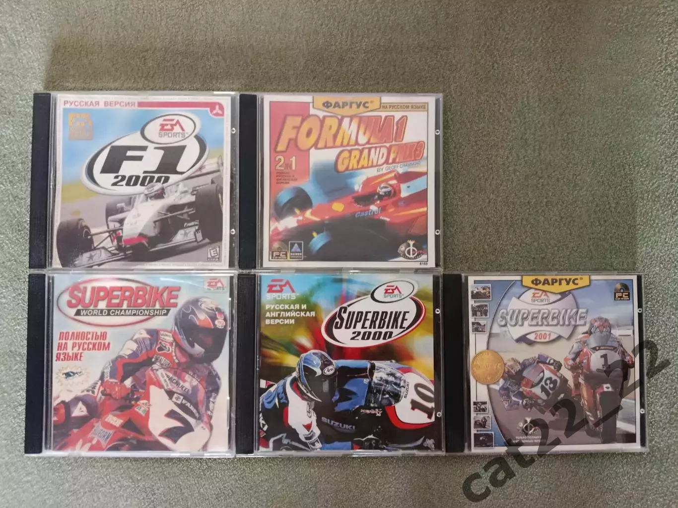 Компьютерная игра. Гонки. F-1 2000/Формула 1. Superbike 2001/Гонка на мотоциклах