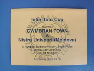 Кумбран Таун Уэльс - Нистру Атаки Молдова 2000/2001