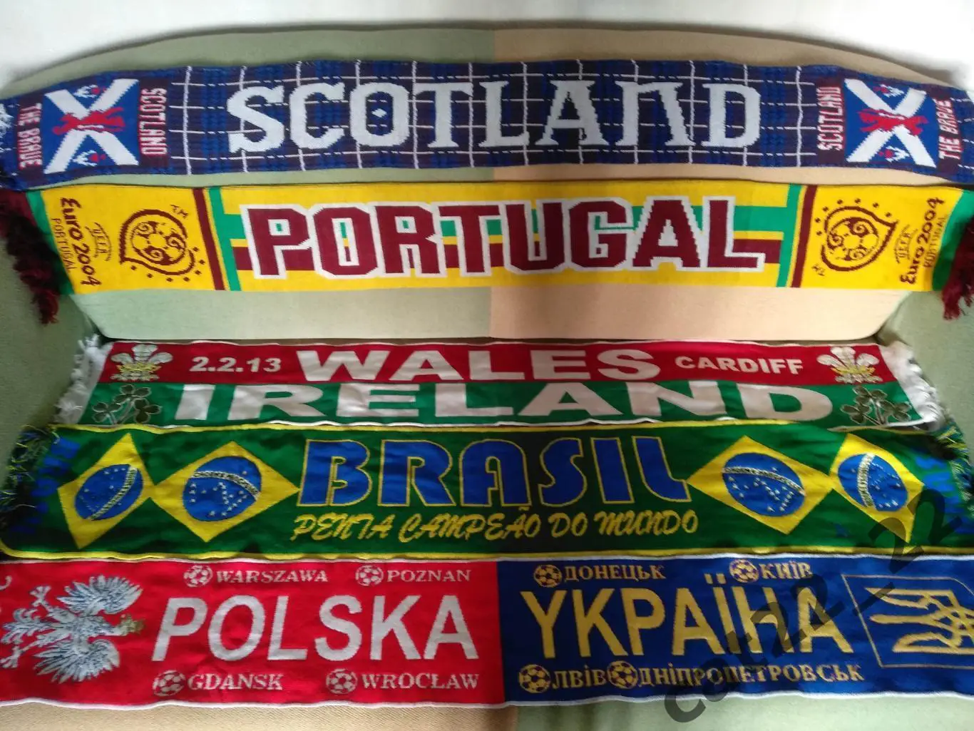 Лот № 9. Шарф футбольный. Шотландия, Португалия, Уэльс, Ирландия, Бразилия