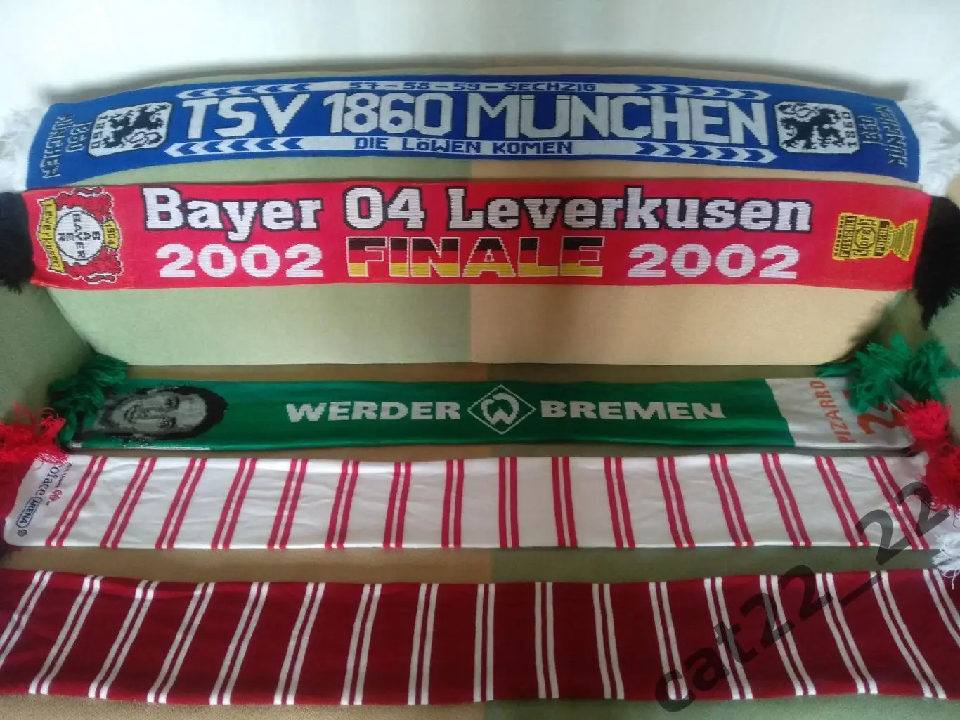 Лот № 16. Шарф футбольный.Мюнхен 1860,Байер 04 Леверкузен,Вердер Бремен Германия