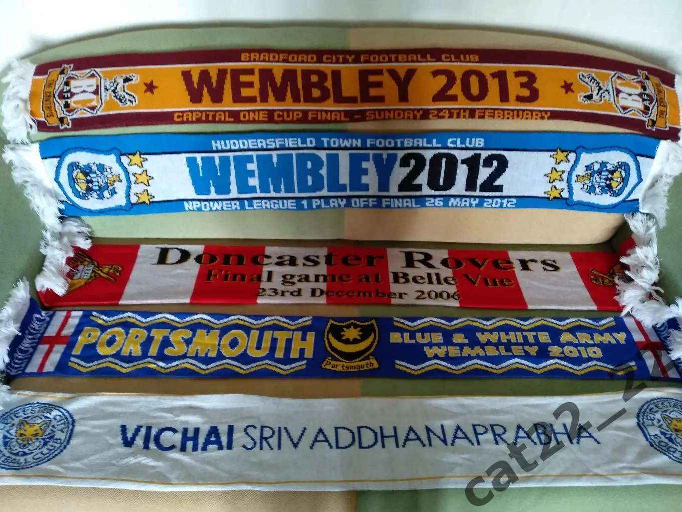 Лот № 18. Шарф футбольный. Брэдфорд Сити,Хаддерсфилд,Донкастер,Портсмут Англия