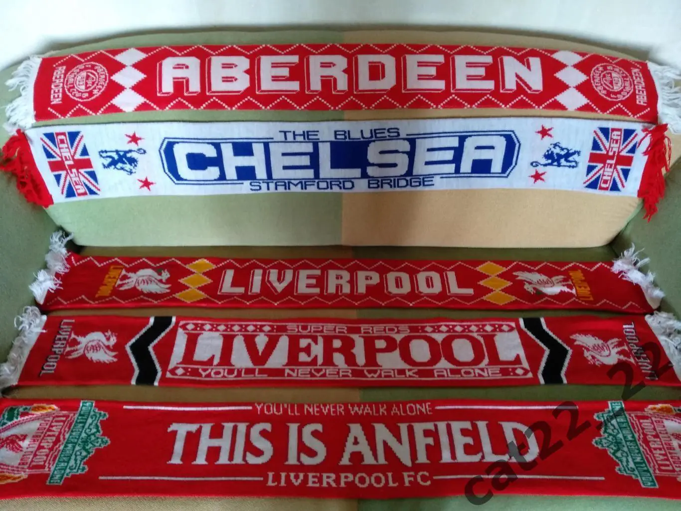 Лот № 19. Шарф футбольный. Ливерпуль Англия