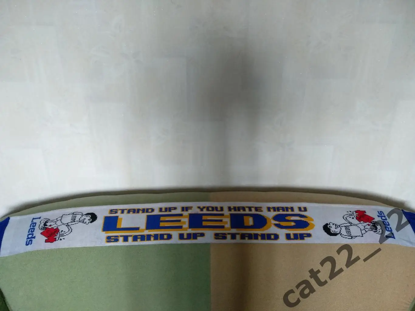 Лот № 75. Шарф футбольный. Лидс Юнайтед Англия. АНТИ Манчестер Юнайтед Англия