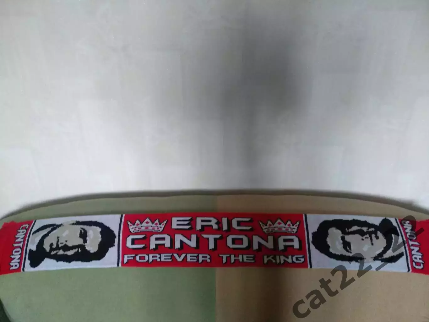 Лот № 93. Шарф футбольный. Манчестер Юнайтед Англия 1996/1997. Эрик Кантона