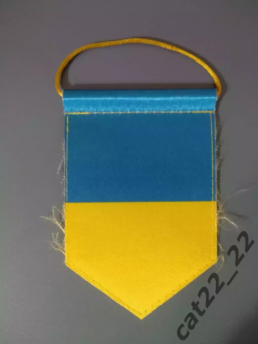 Вид вымпела 2. Официальный вымпел УАФ для предматчевых мероприятий. Украина 2025 1