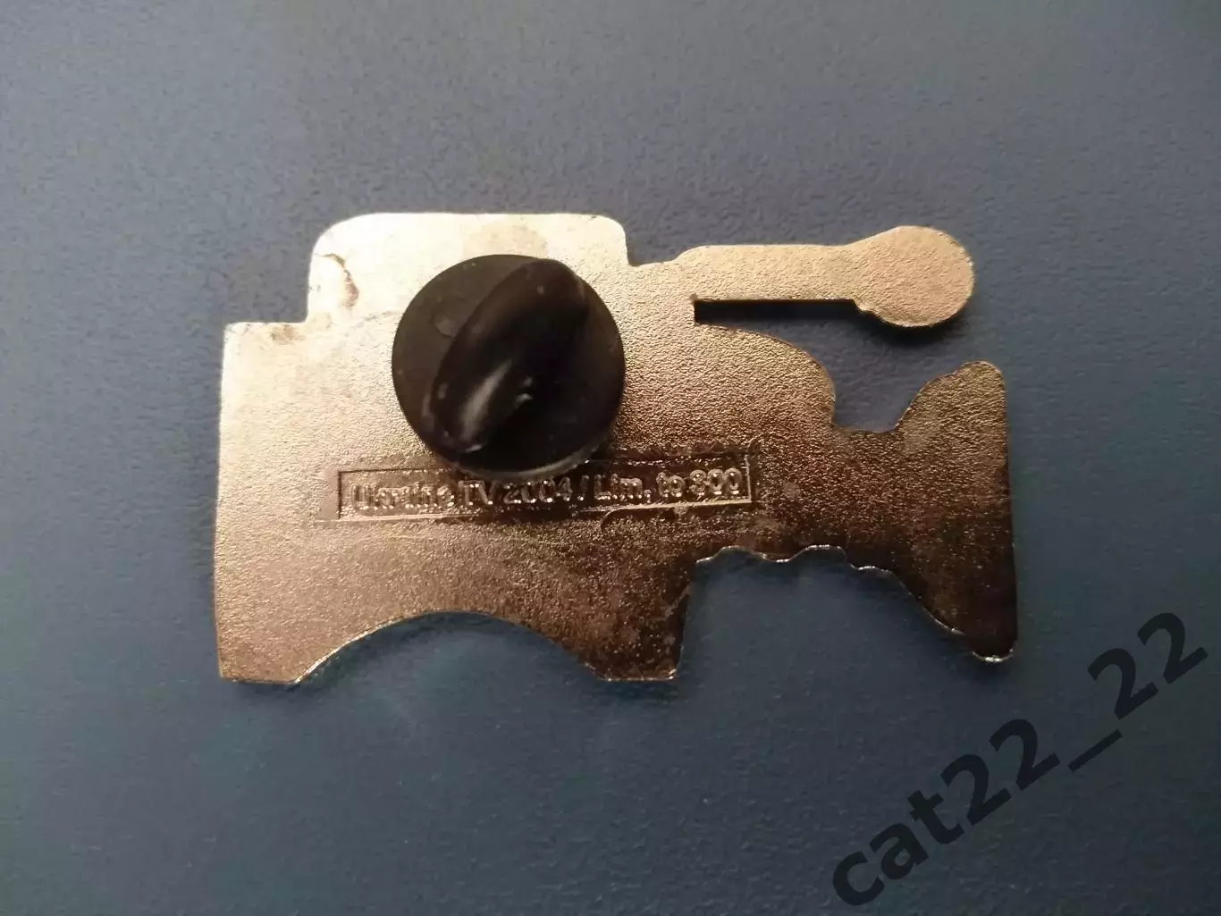 Знак/значок Олимпийские игры 2004. Телевидение. Украина 2004 1