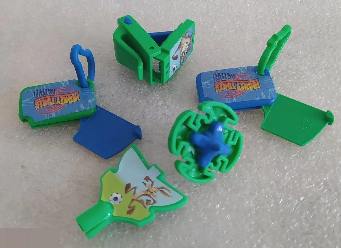 Киндер-Сюрприз, Kinder, Футбол, Футболист, Койот, Брелок, Юла, 5 шт. Лот № 0411 2