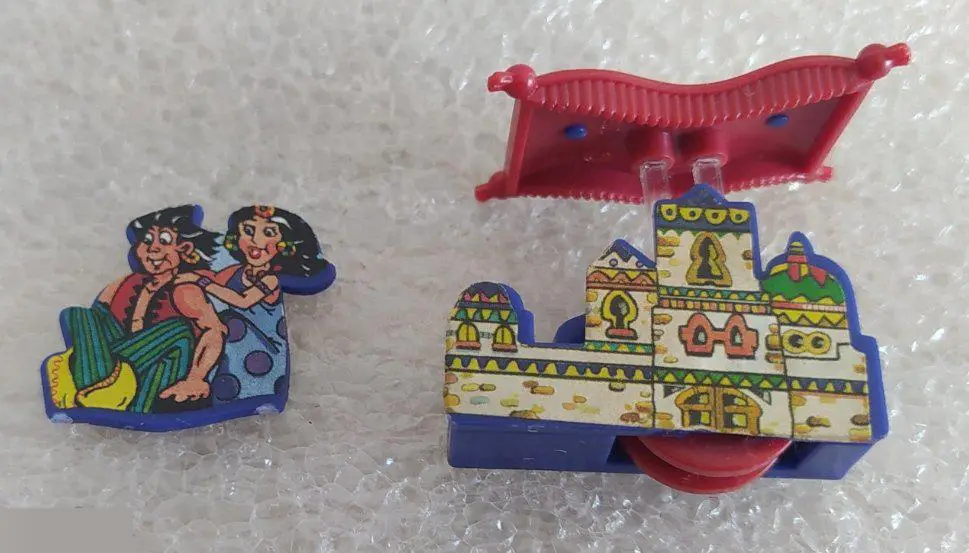 Киндер-Сюрприз, Kinder, Фигурка, Игрушка, Алладин, Ковер Самолет, Замок, Восток, Лот № 0436 3