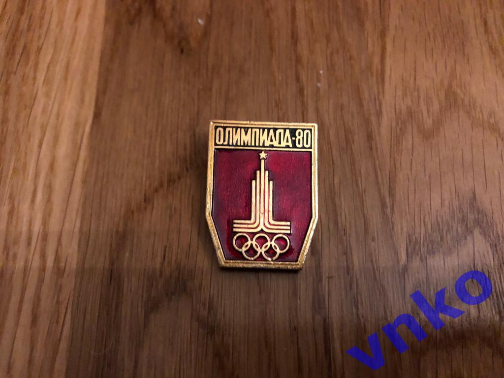красный значок эмблема Олимпиада Москва 1980