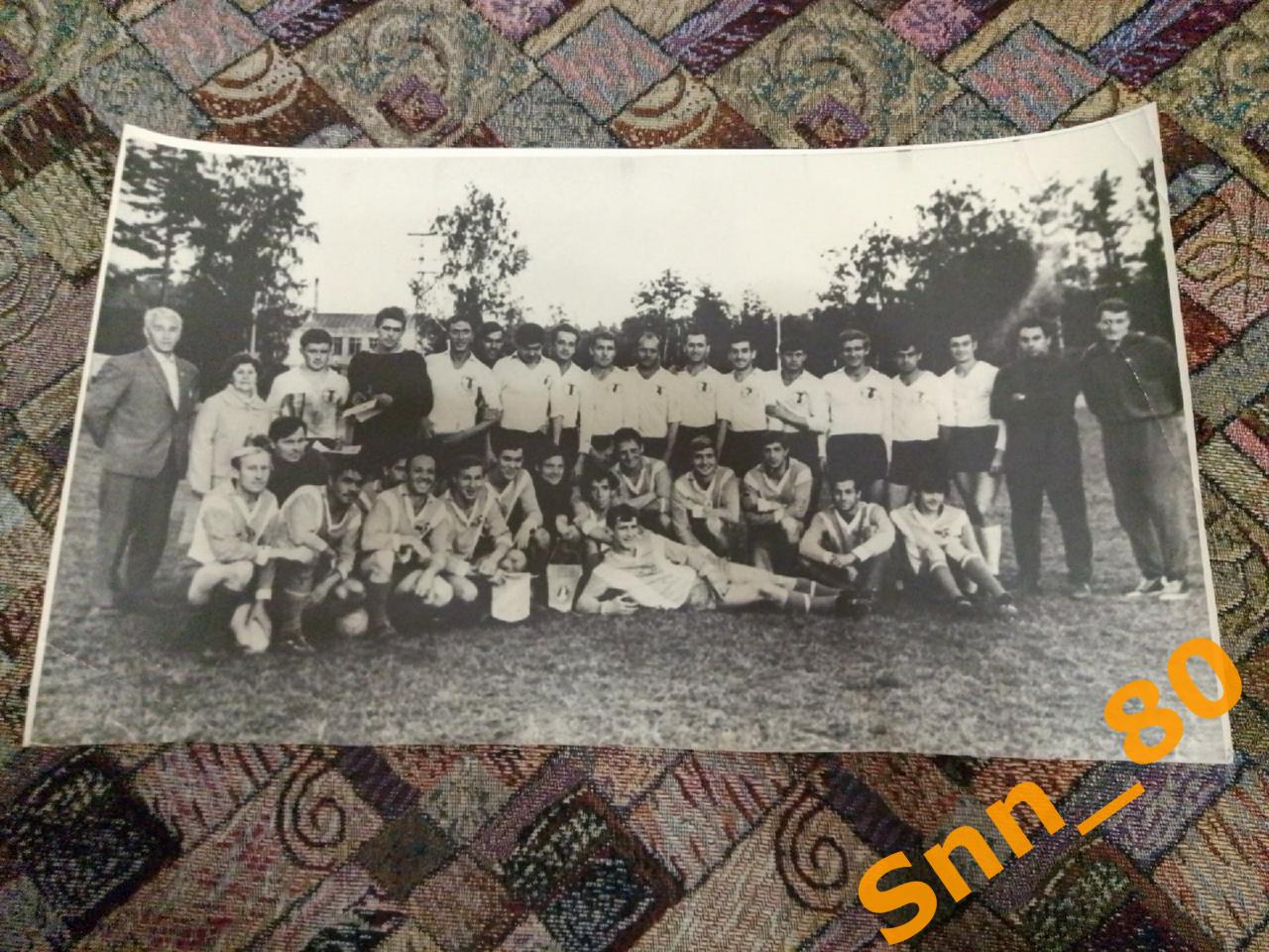 5 Фото клуб Торпедо (?) с командой соперника 1950х-1960х-1970х гг. (78,56)