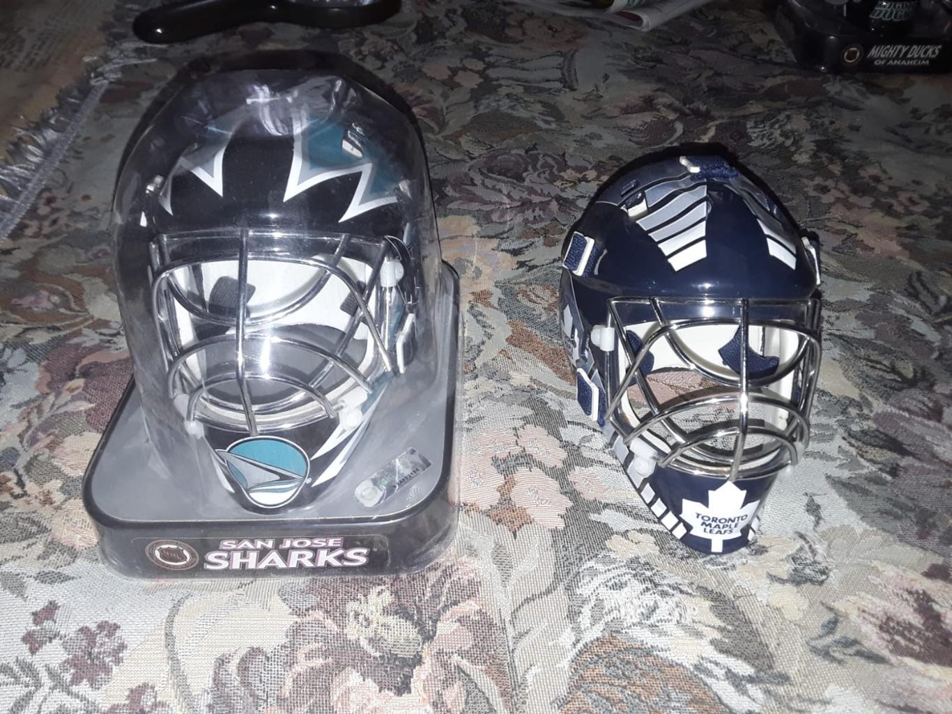 Сувенирные мини шлемы НХЛ (NHL) 1