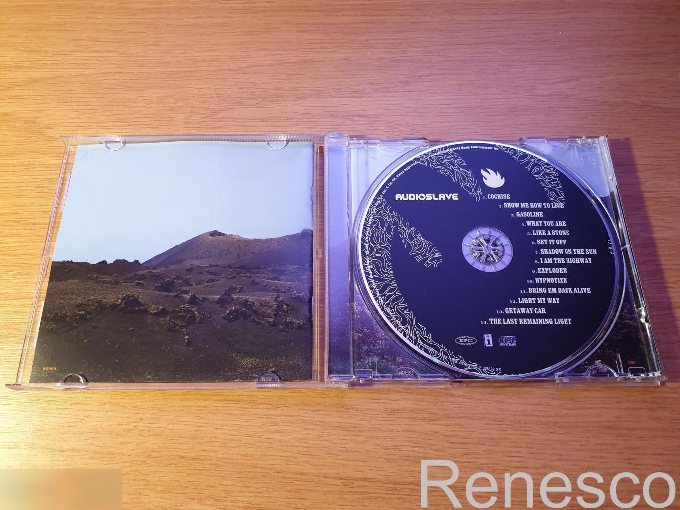 (CD) Audioslave ?– Audioslave (USA) (2002) 3