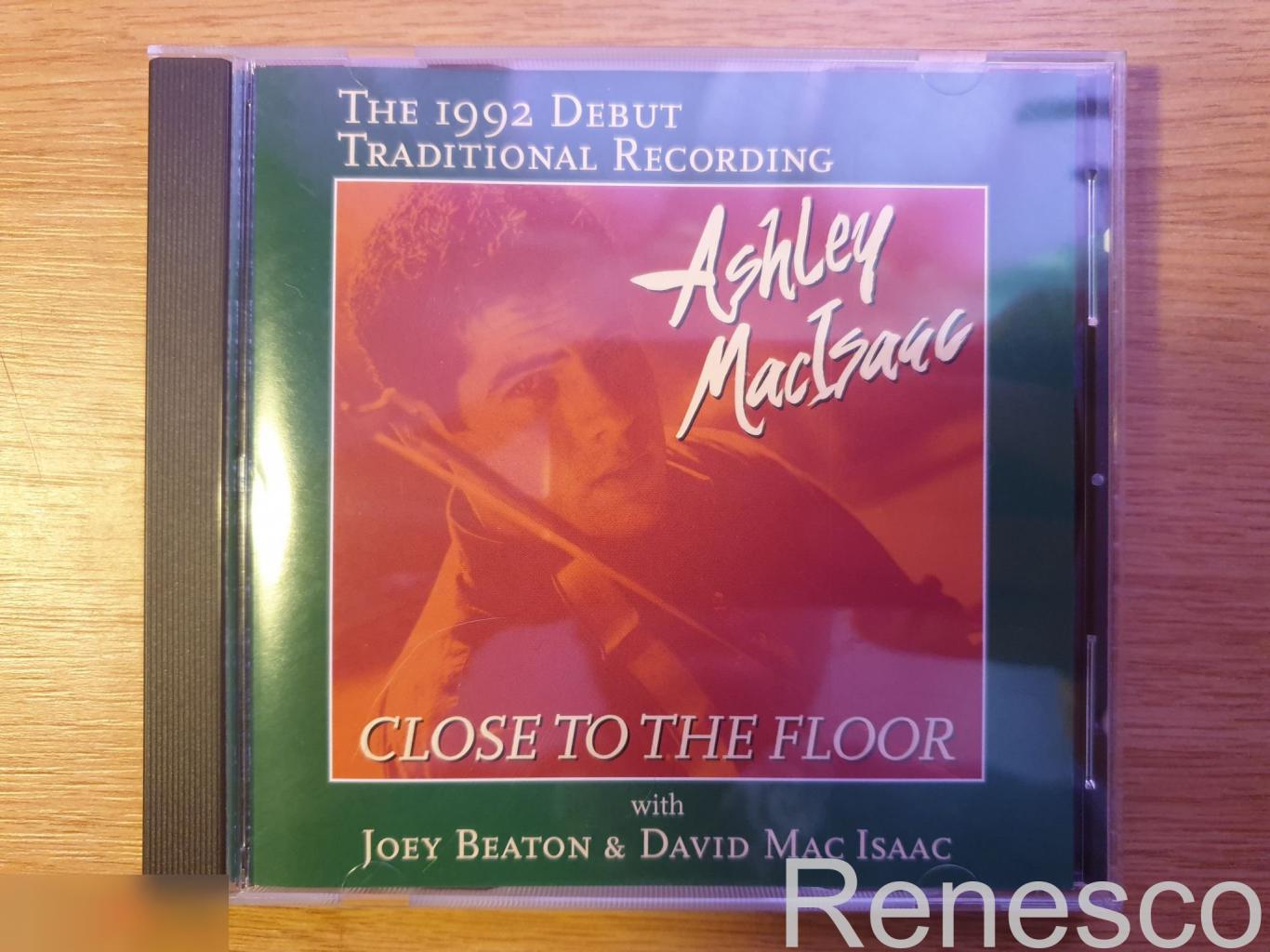 (CD) Ashley MacIsaac With Joey Beaton And David MacIsaac ?– Close To The Floor (