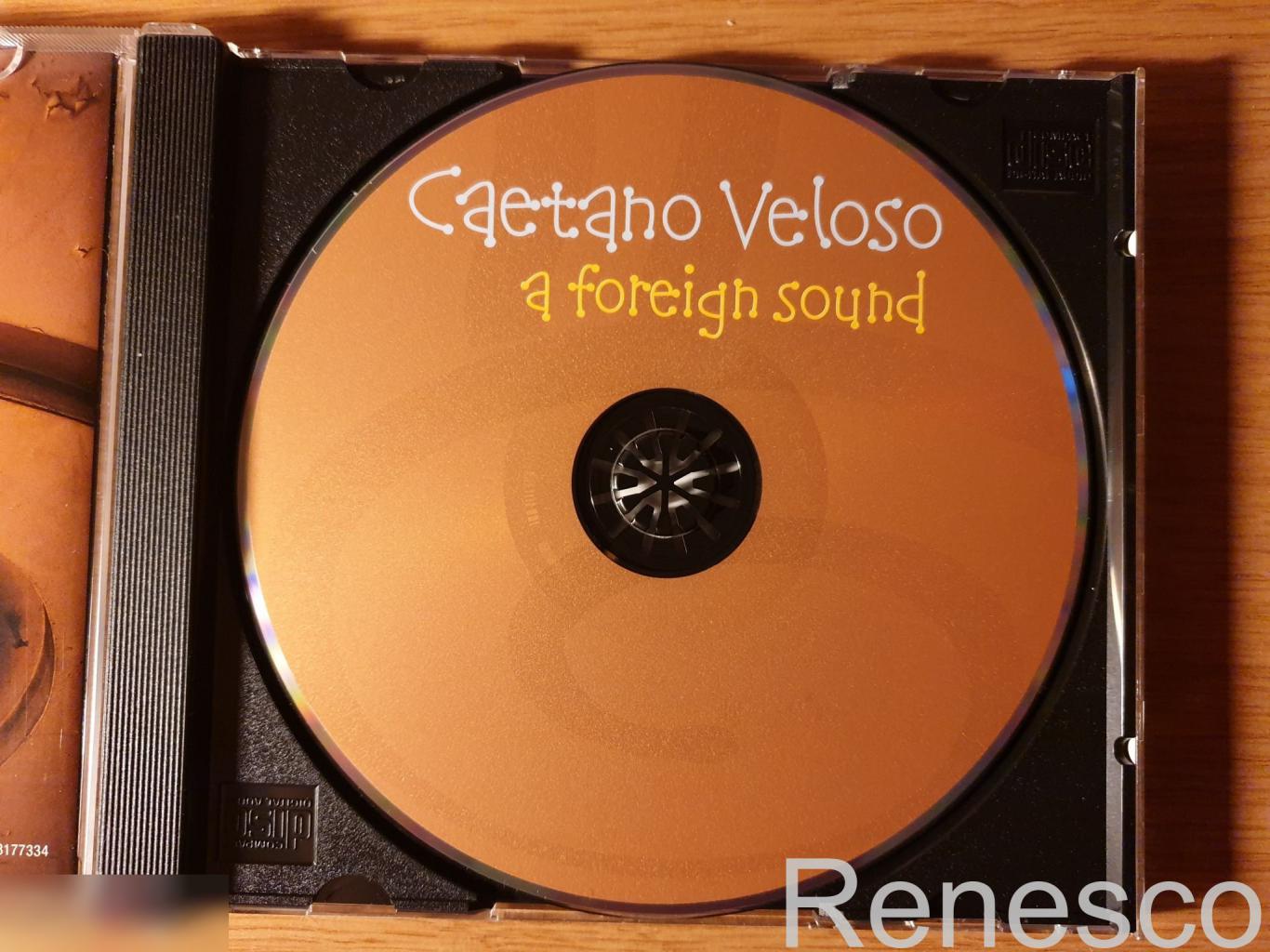 (CD) Caetano Veloso ?– A Foreign Sound (Europe) (2004) 5