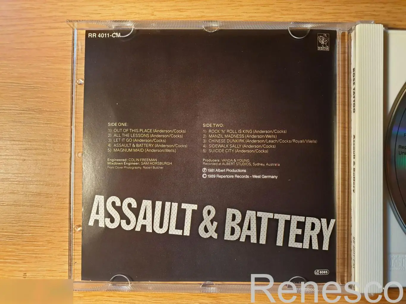 (CD) Rose Tattoo ?– Assault & Battery (Germany) (1989) 3