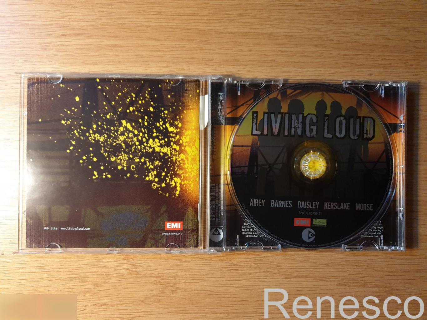 (CD) Living Loud ?– Living Loud (Europe) (2004) 3
