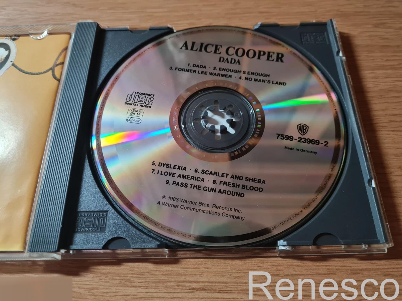 (CD) Alice Cooper ?– DaDa (Germany) (1999) 4