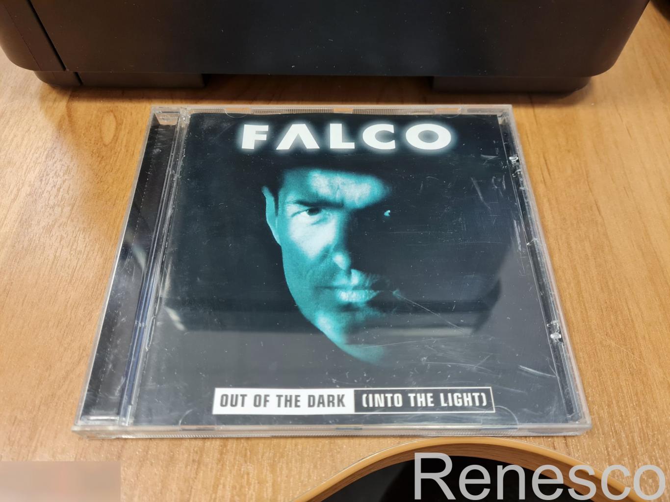 Falco out of the dark. Кассета рамштайн Зензухт. Зензухт обложка Раммштайн.