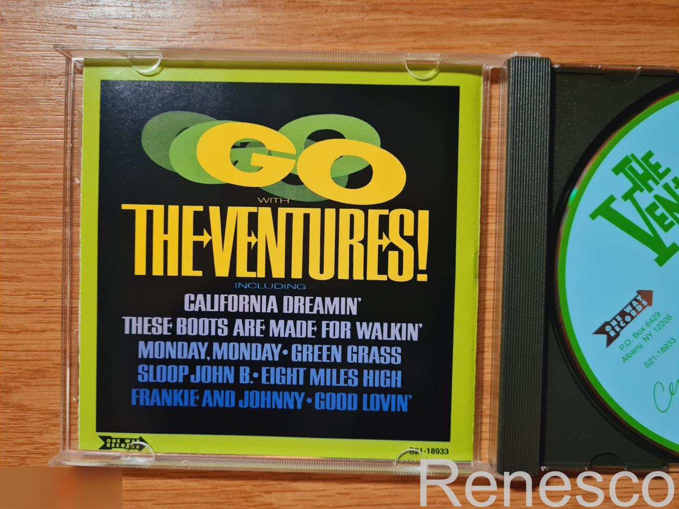 The Ventures – Go With The Ventures / Batman Theme (USA) (1996) 3