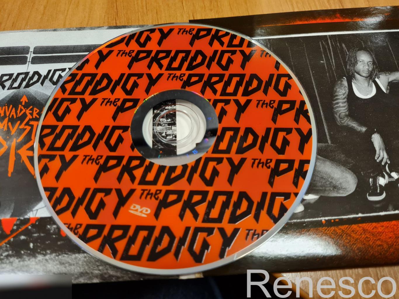 The Prodigy – Invaders Must Die (CD + DVD) (Europe) (2009) 6