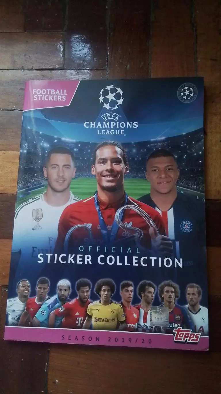 Альбом Лига чемпионов 2018 - 2019 Topps 144 наклейки