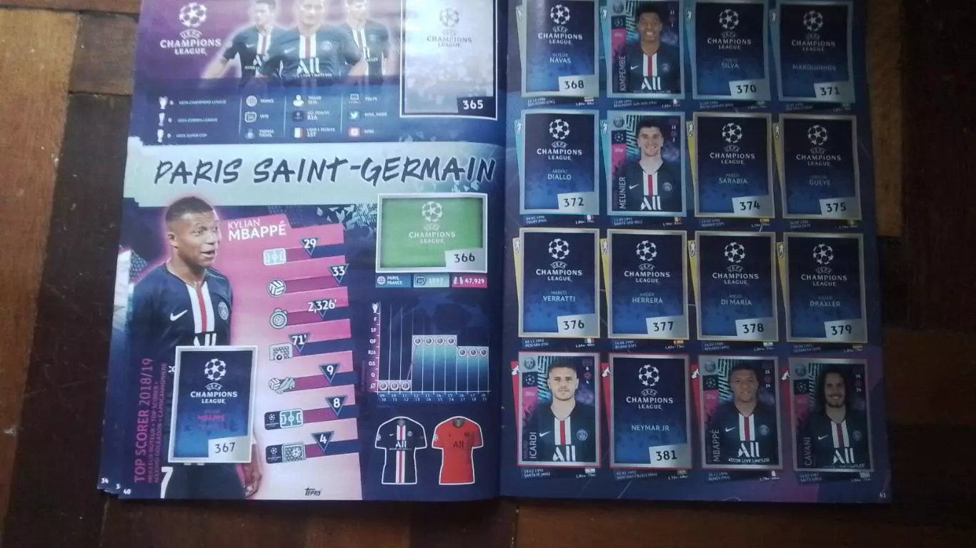 Альбом Лига чемпионов 2018 - 2019 Topps 144 наклейки 5