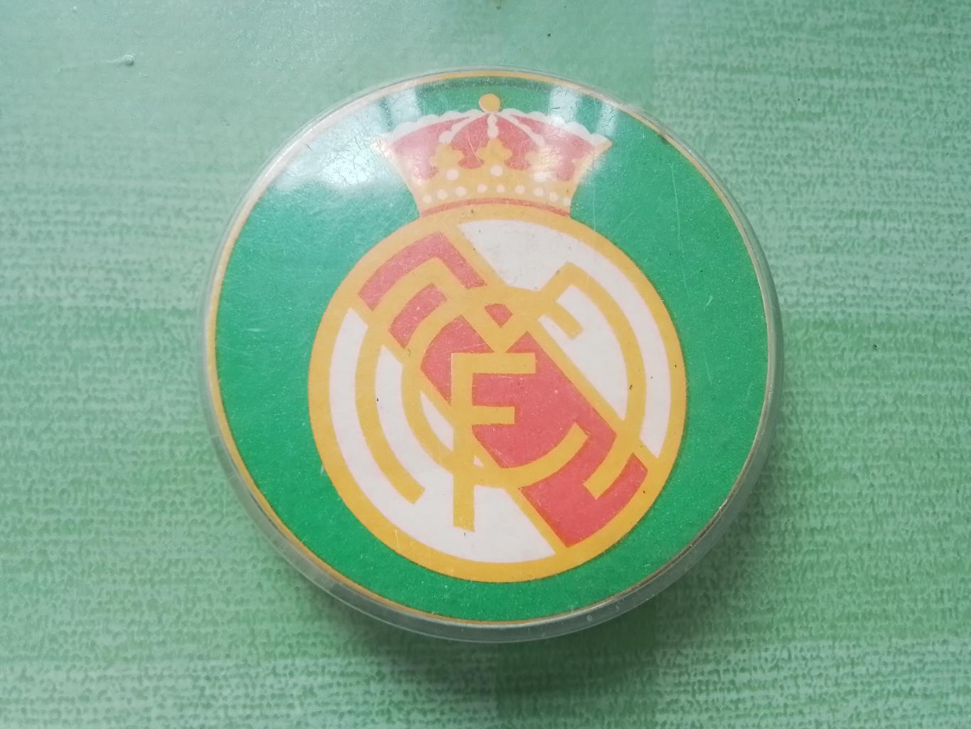 Пластмассовый знак Реал Мадрид 1970 годы