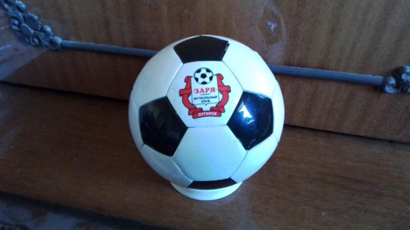 Мяч пластиковый на подставке Заря Луганск Старая эмблема 1