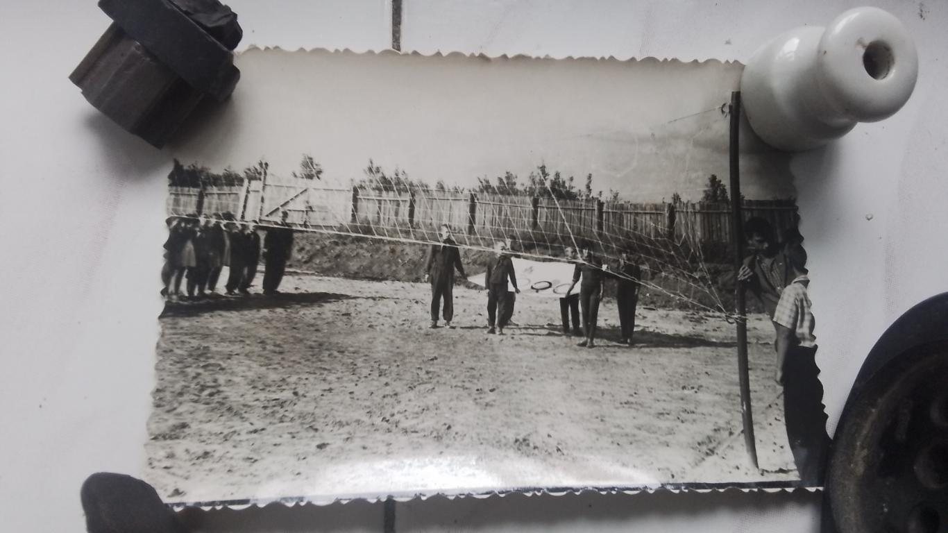 Фото 1 Олимп игры в пионерлагере Ласточка Люботин Харьков Открытие Волей 1964 г