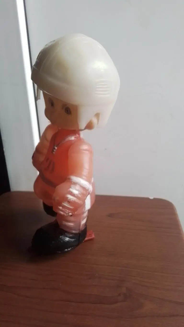 Кукла Хоккеист ик Динамо Москва 1974 - 1975 годы 2