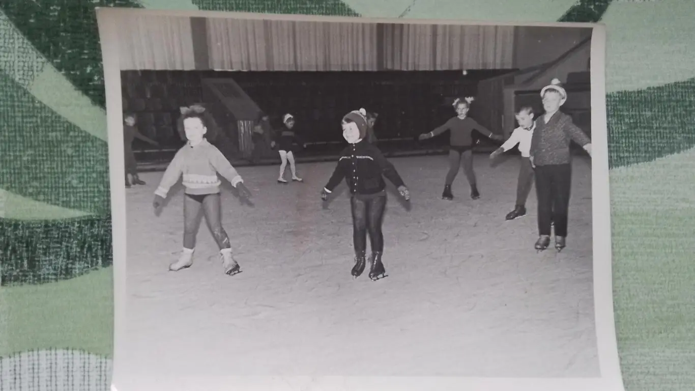 Фото 2 Харьков Фигурное катание Детская секция Начало 1960-х годов