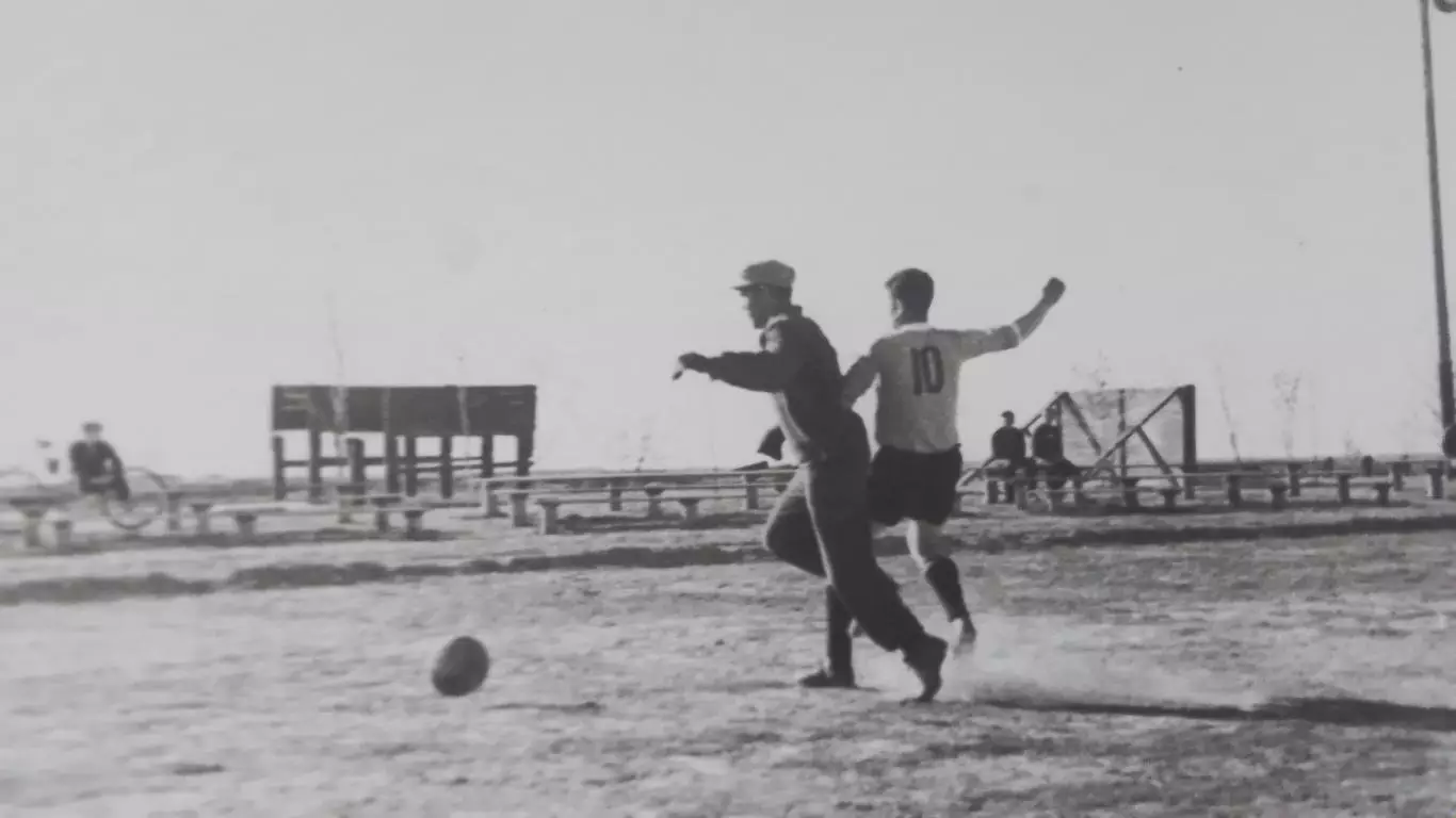 Фото Армия футбол Стадион Столкновение в центре поля 1957 - 1962 гг 1