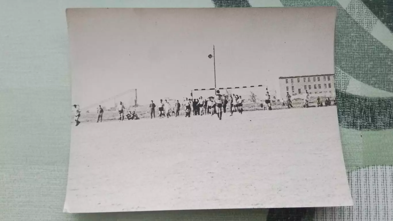 Фото Армейский футбол Матч в разгаре Стадион Казарма 1956 - 1960 гг