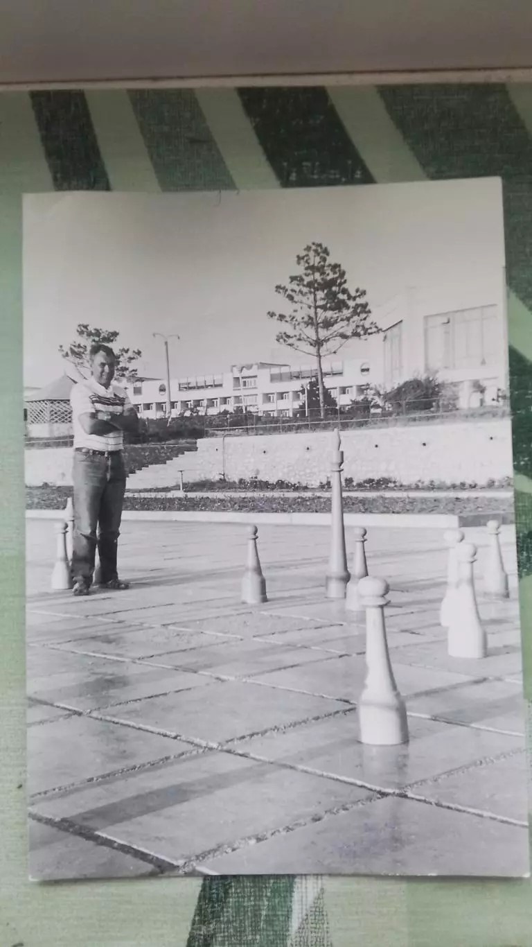 Фото Неизв санаторий Гигантские шахматы Игра Середина 1970-х гг