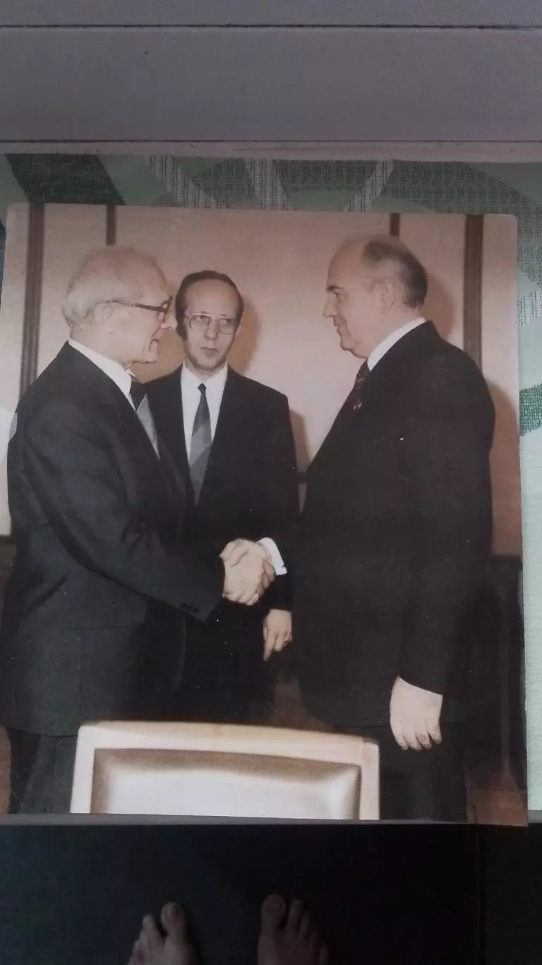Фото Оригинал Встреча руководителей ГДР и СССР Хонеккера и Горбачева 1989