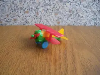 Самолёт Киндер Сюрприз