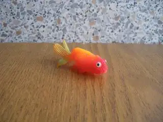 Золотая рыбка Киндер Сюрприз