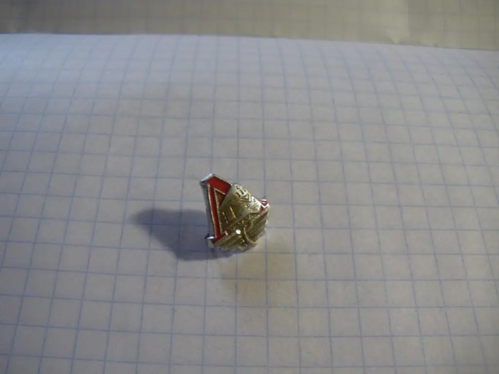 Знак Локомотив Эмблема