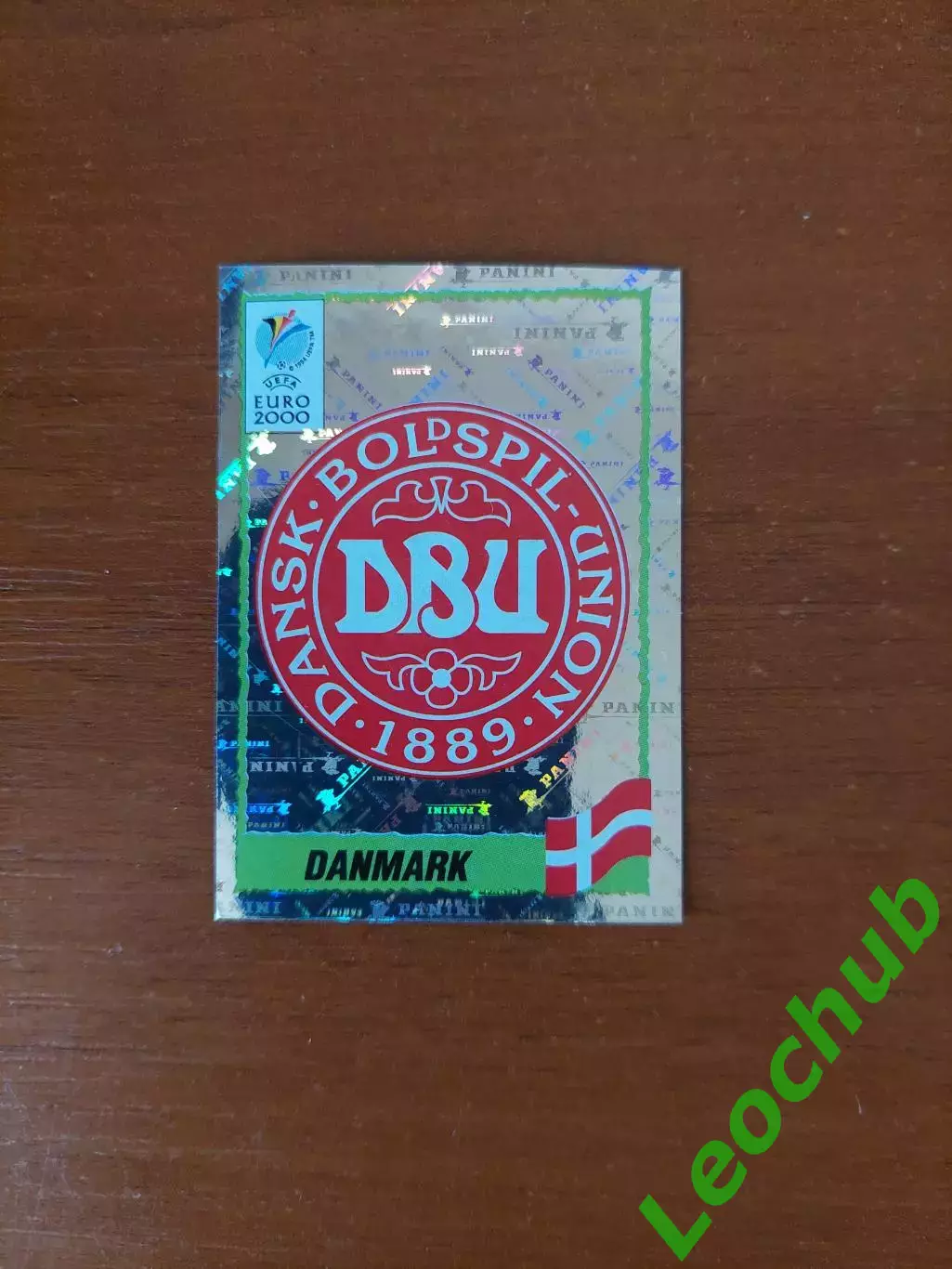 Наклейки Panini. ЧЄ 2000. Емблема Данії.