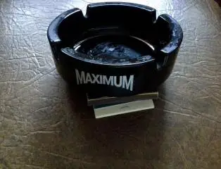 ashtrayRadio Maximum Russia