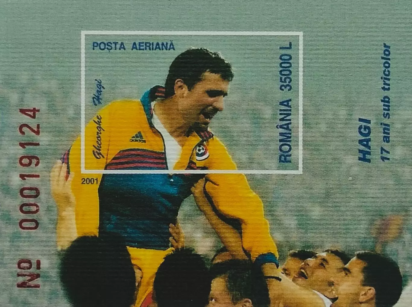 Блок б/з. Румыния 2001. Футбол. Георге Хаджи.