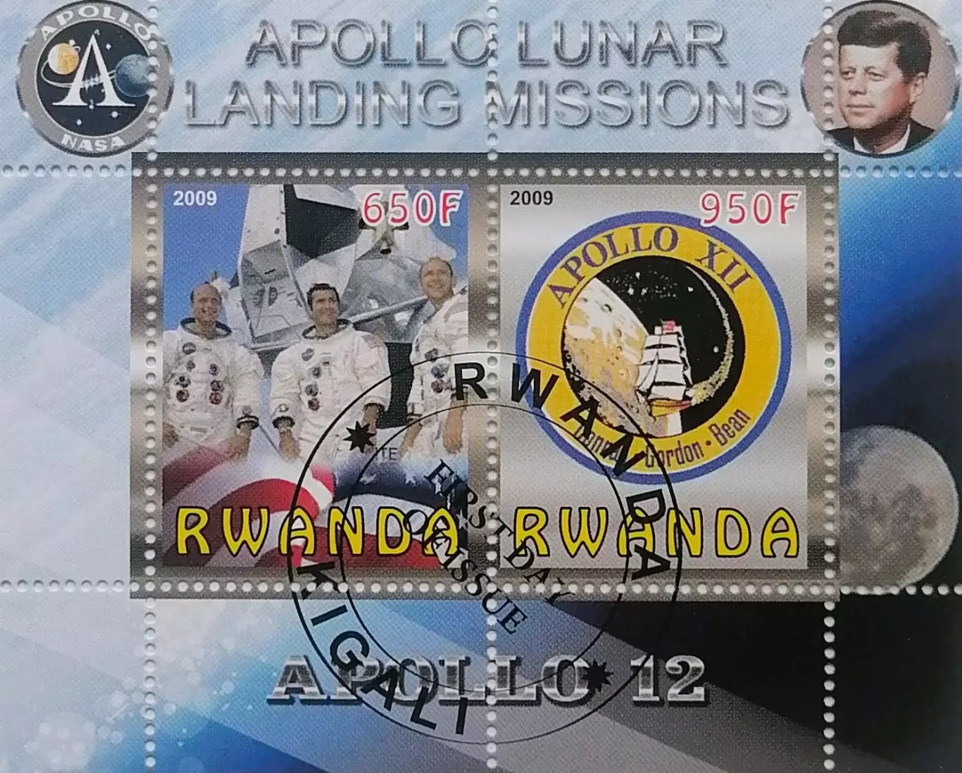 Малый лист. Руанда 2009. Космос. Аполлон 12.