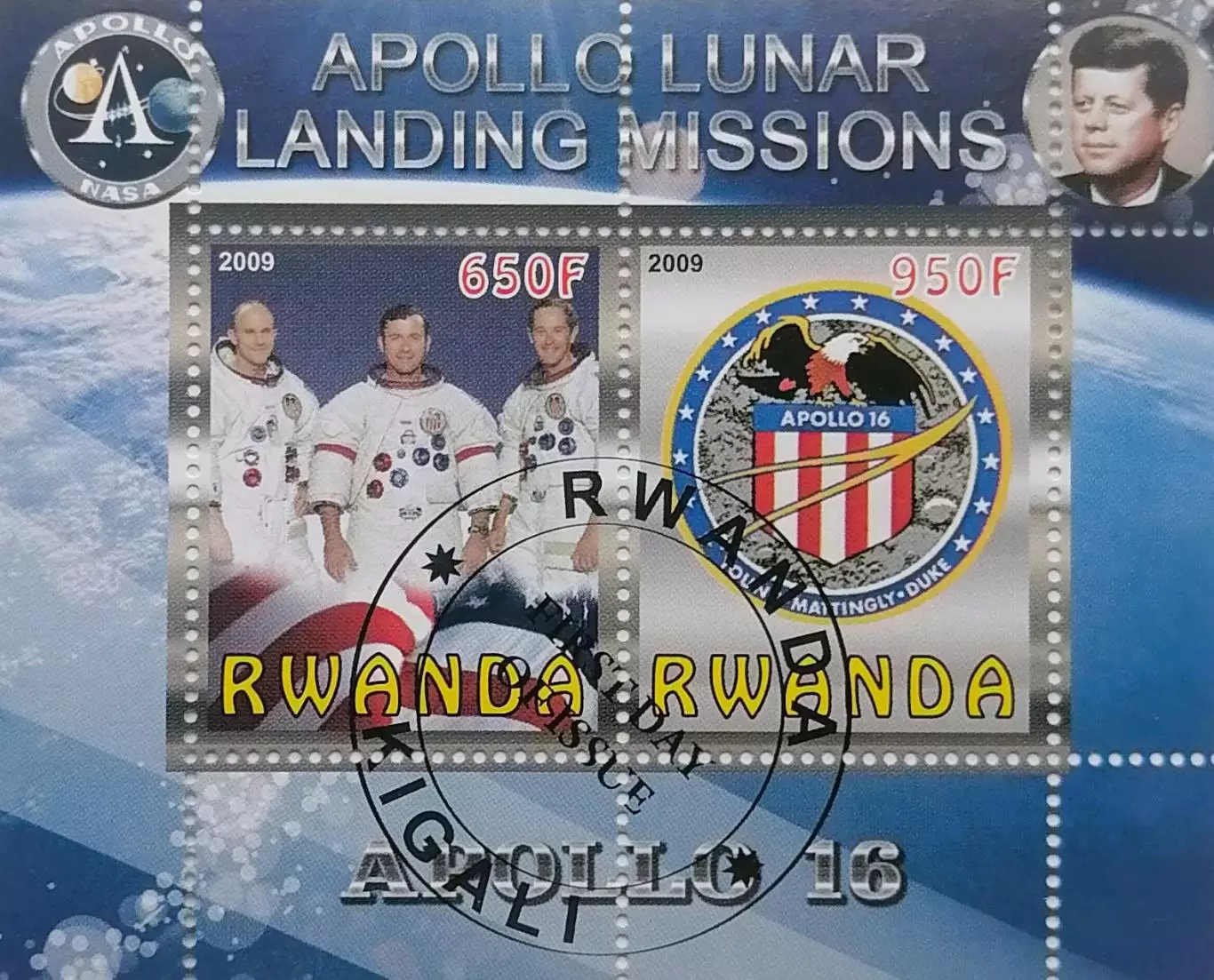 Малый лист. Руанда 2009. Космос. Аполлон 16.