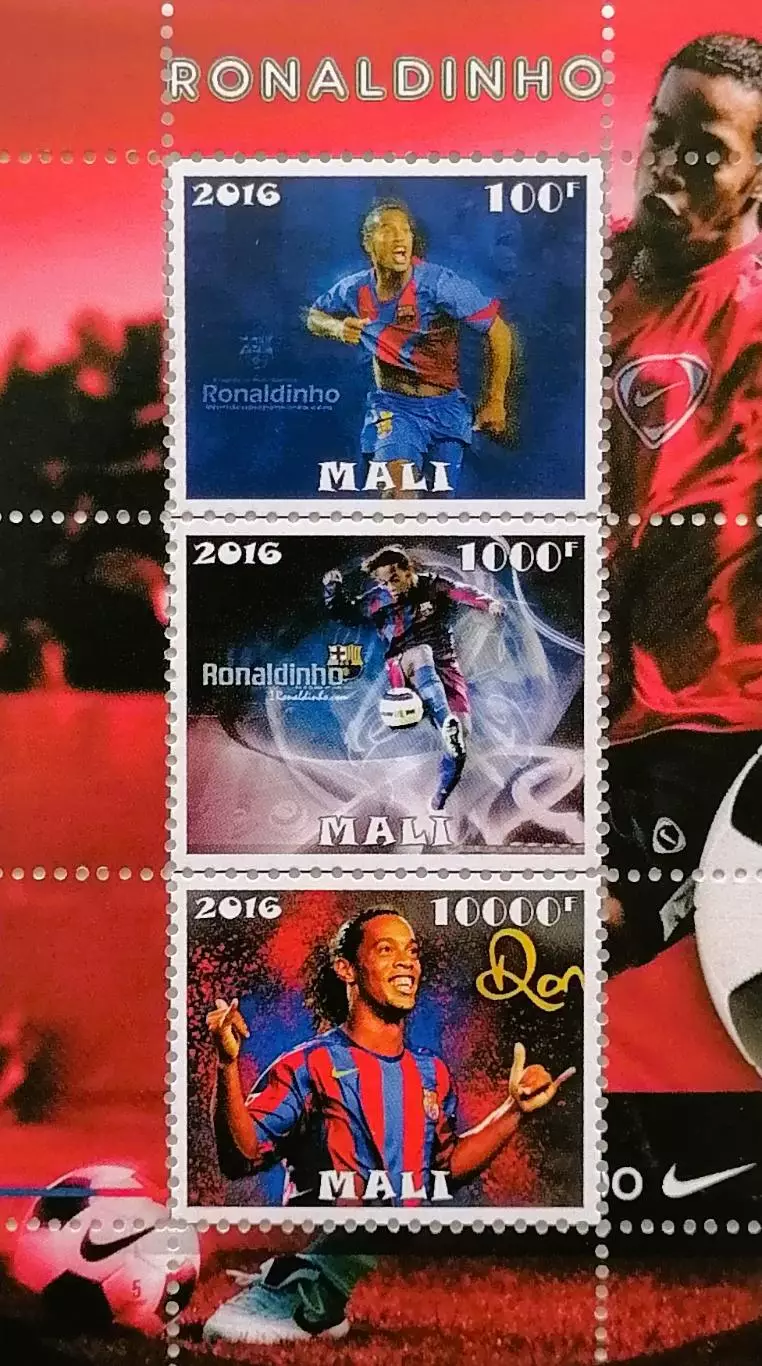 Малый лист. Мали 2016. Роналдиньо.