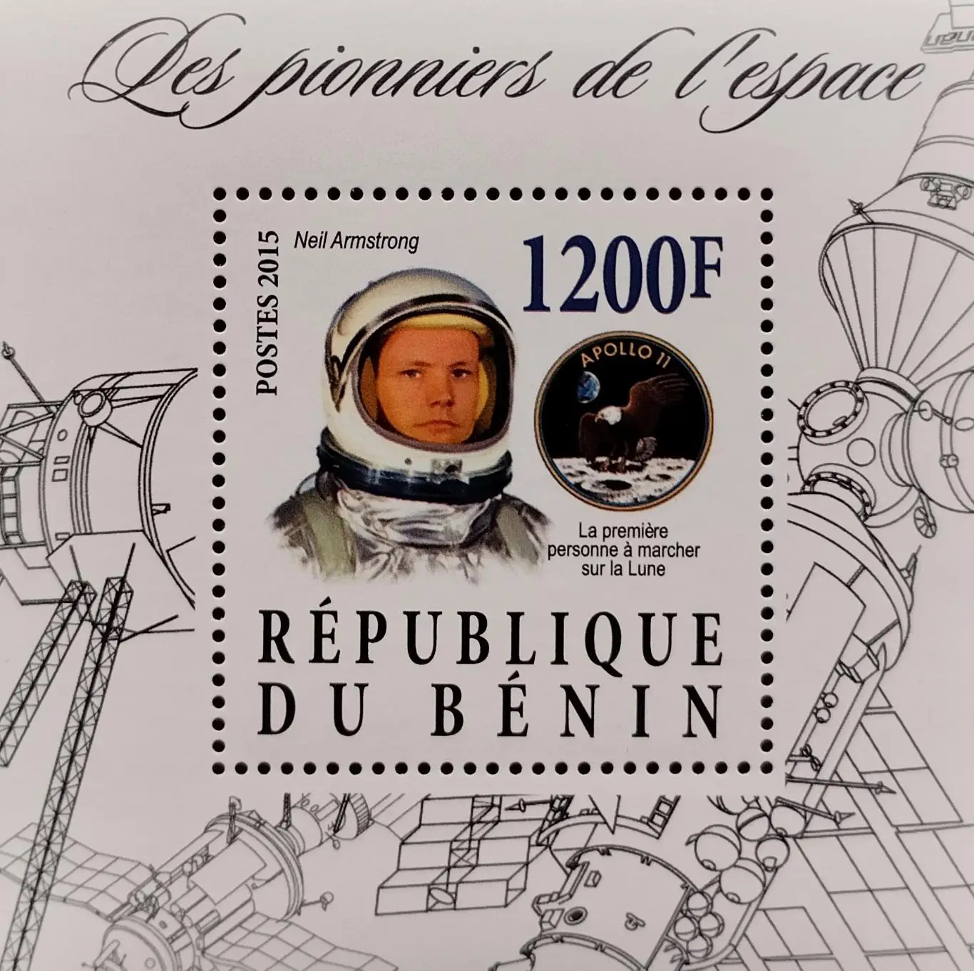 Блок. Бенин 2015. Космос. Нил Армстронг.