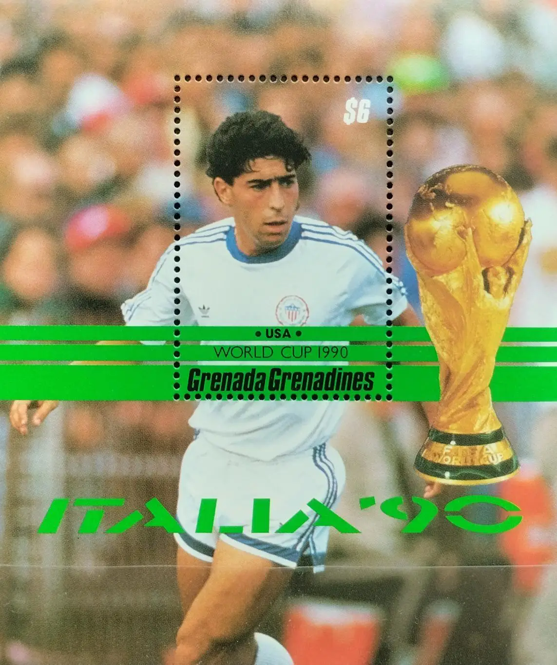 Блок. Гренада (Гренадины) 1990. Чемпионат мира по футболу. Италия 1990.